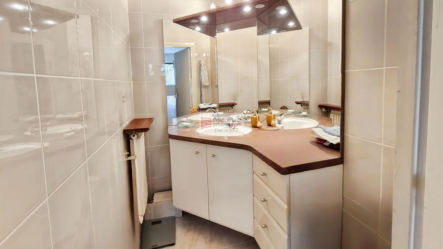 VIROFLAY Appartement  2 balcons 150 m2  calme  5 pièces  Viroflay 12