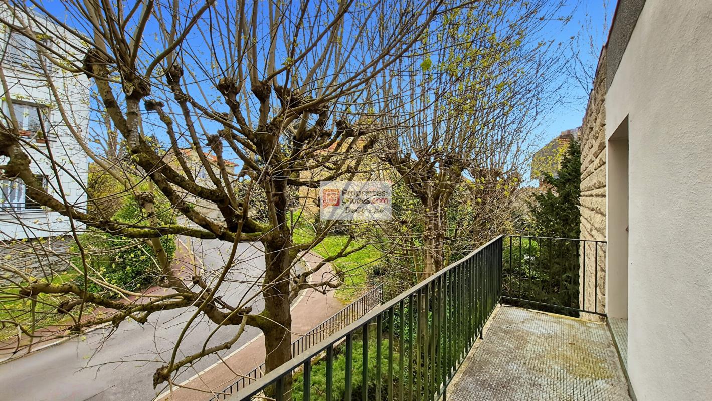 VERSAILLES Appartement 4 chambres 2 balcons 152 m2 calme 5 pièces Viroflay 18