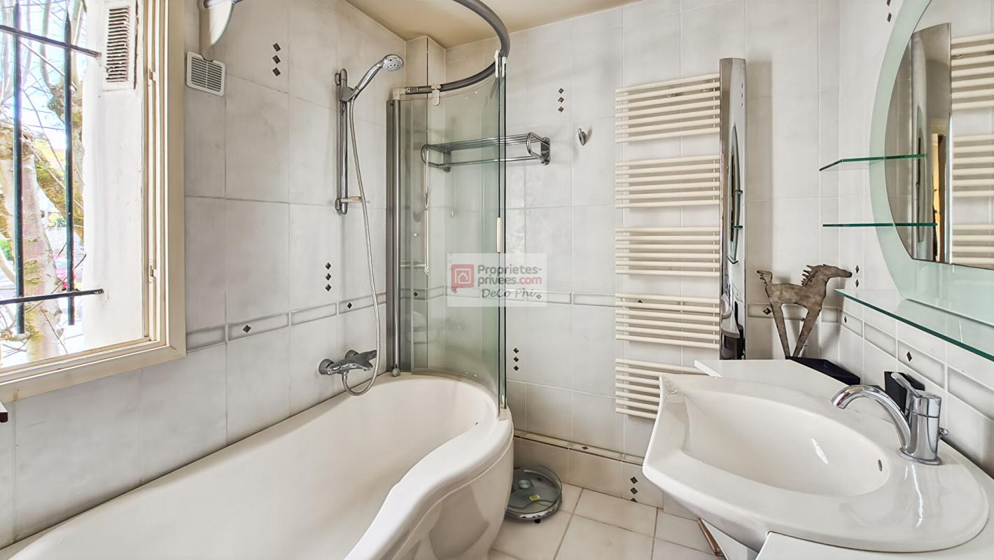 VIROFLAY Appartement  2 balcons 150 m2  calme  5 pièces  Viroflay 7