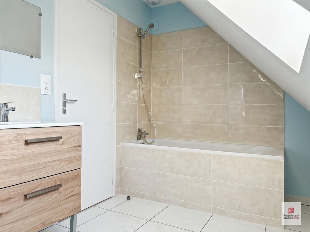 NOTRE-DAME-DU-PE Maison Notre Dame Du Pe 5 pièce(s) 83 m2 12