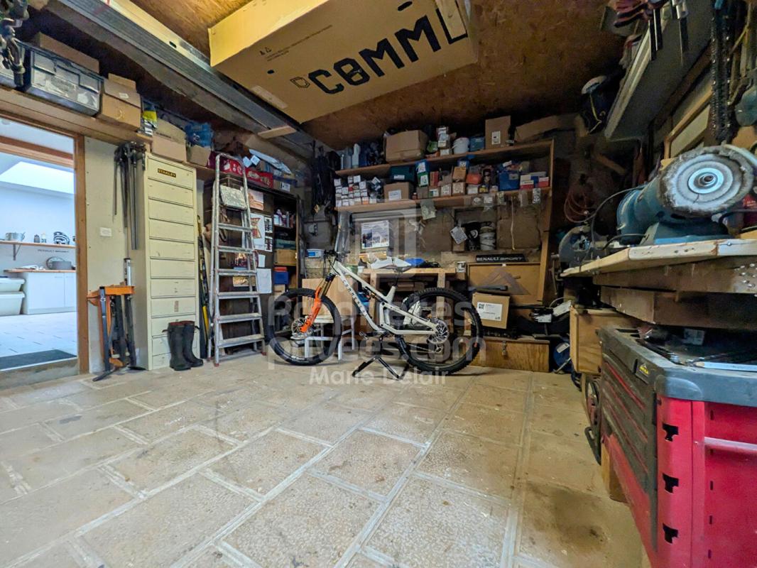 TRONSANGES Maison Tronsanges 5 pièce(s) 146 m2 10