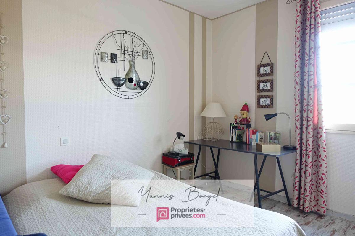 CHAVAGNES-EN-PAILLERS Ensemble immobilier avec double habitation - coeur de bourg de Chavagnes-en-Paillers 8