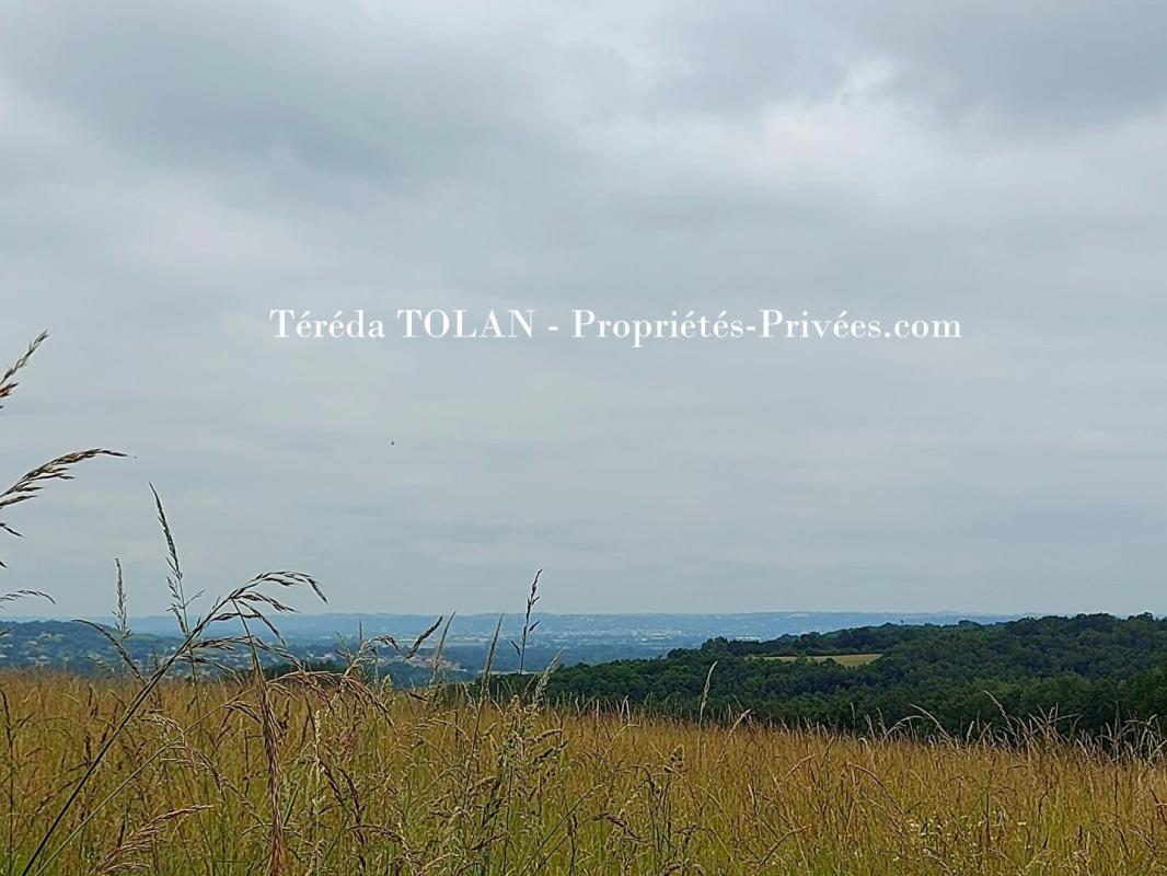 LAYRAC Longère en pierre 5 pièce(s), 3 chambres - 1 bureau- 160 m² - Garages - Piscine -Jardin -Vue 18