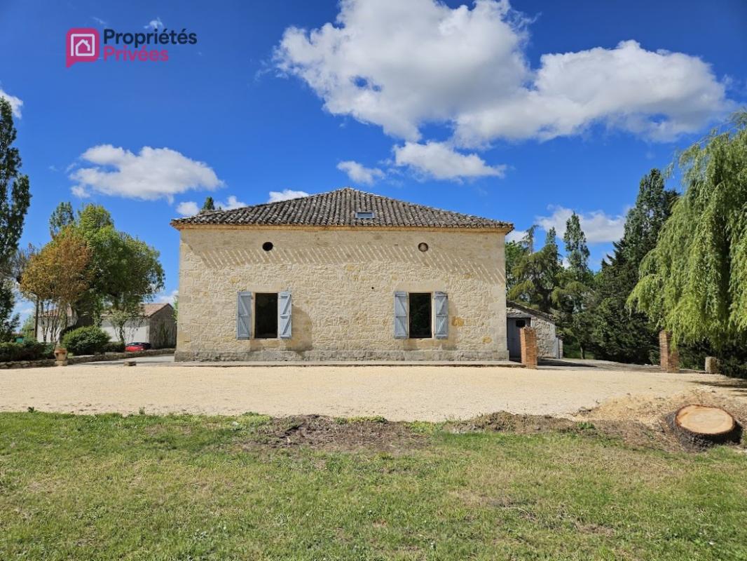 VALENCE Propriété de charme - Maison de maître 245 m², Grange, piscine - 2 ha avec vue dominante 13