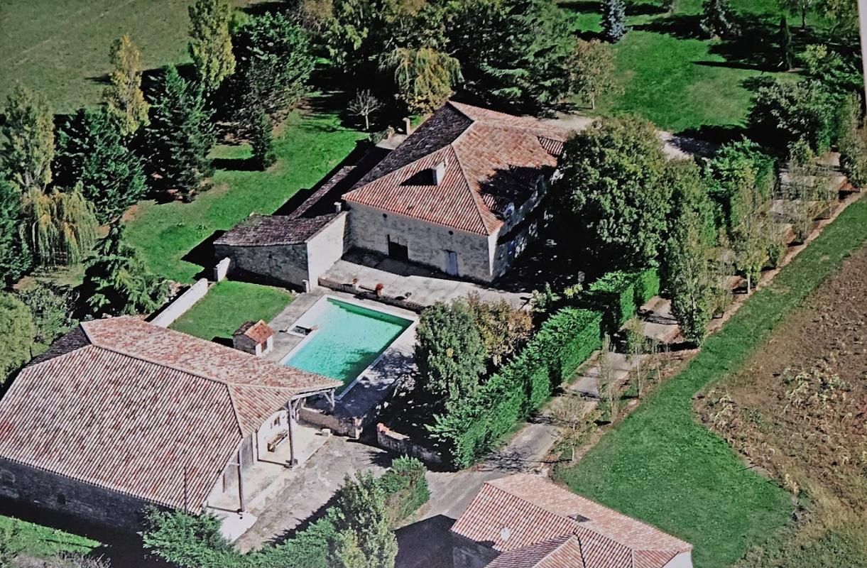 VALENCE Propriété de charme - Maison de maître 245 m², Grange, piscine - 2 ha avec vue dominante 18