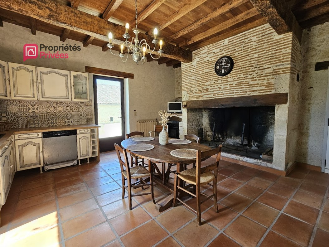 VALENCE Propriété de charme - Maison de maître 245 m², Grange, piscine - 2 ha avec vue dominante 6