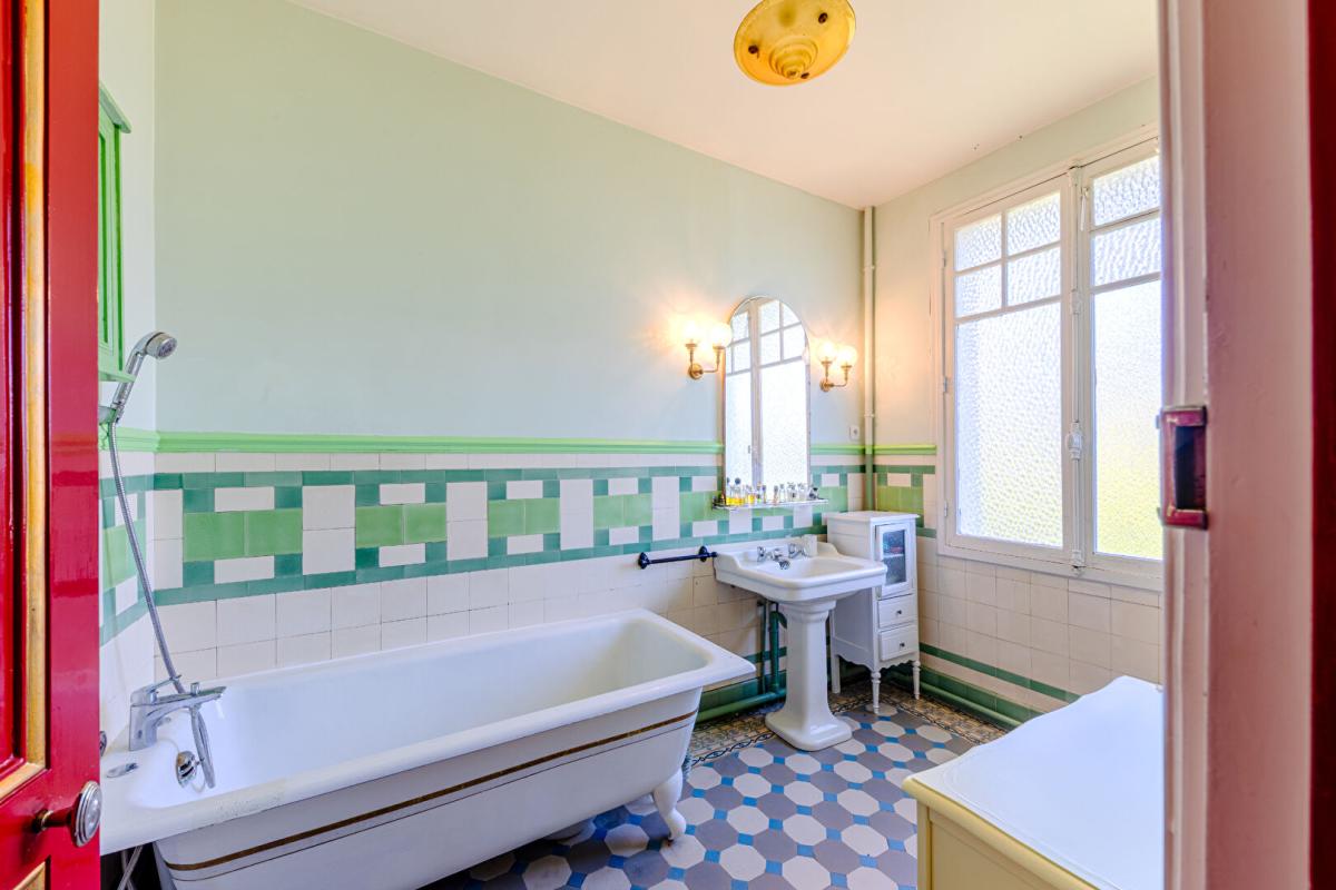 NOAILLES Propriété art déco années 30 17