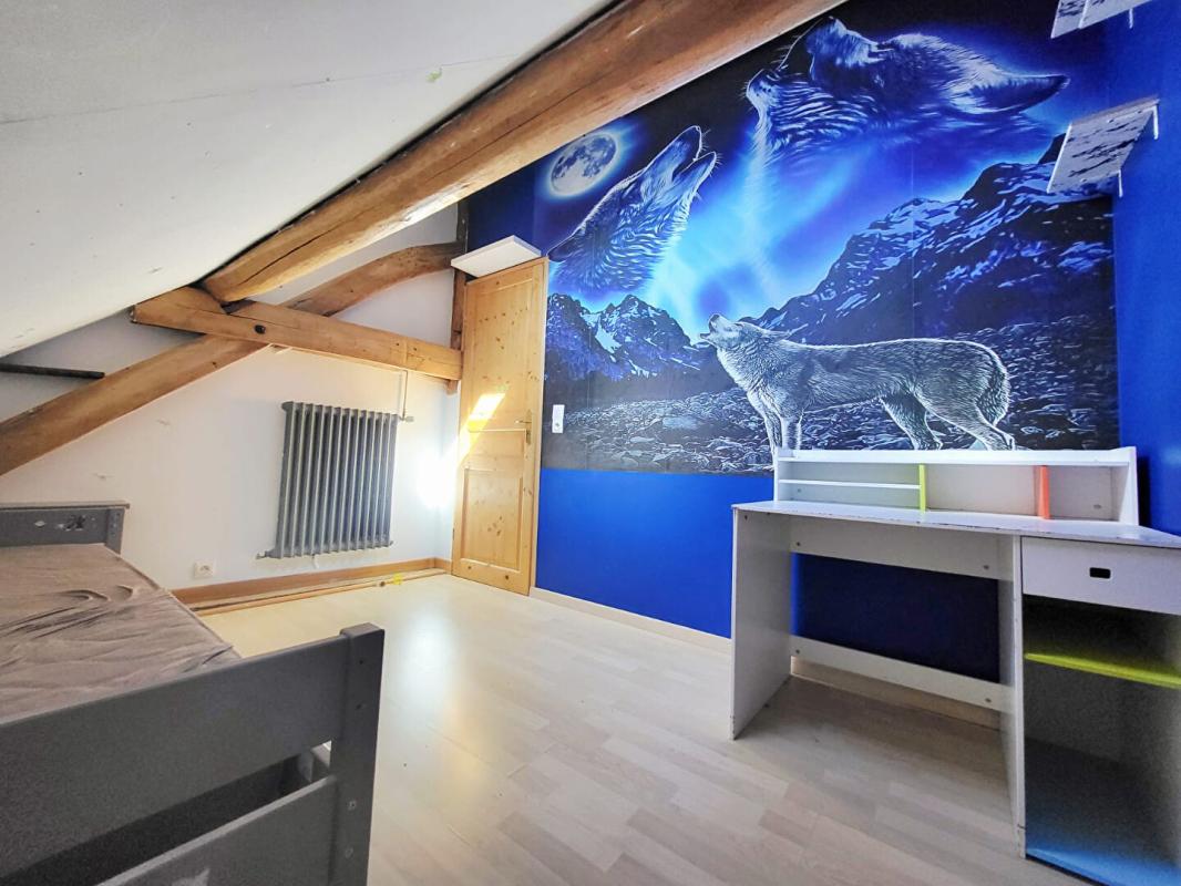 SACLAS Maison en pierre, 6 pièces, jardin et grange 11