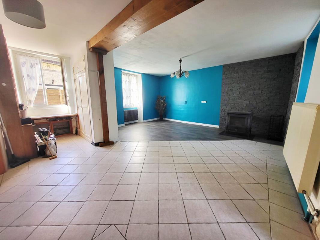 SACLAS Maison en pierre, 6 pièces, jardin et grange 3