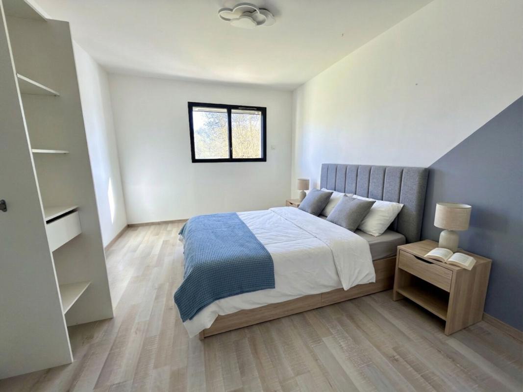 ARCAMBAL Maison 4 pièces récente de plain-pied, proche Cahors 12