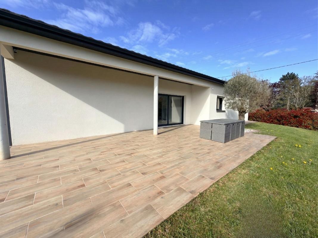 ARCAMBAL Maison 4 pièces récente de plain-pied, proche Cahors 15