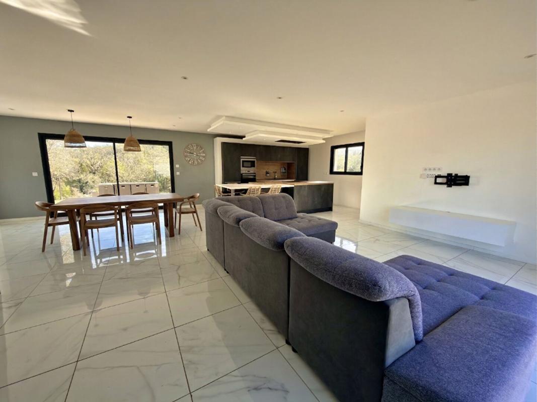 ARCAMBAL Maison 4 pièces récente de plain-pied, proche Cahors 4