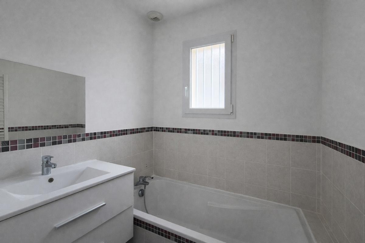 LANDES-LE-GAULOIS Maison Landes Le Gaulois - 4 chambres - dépendance - fort potentiel 6