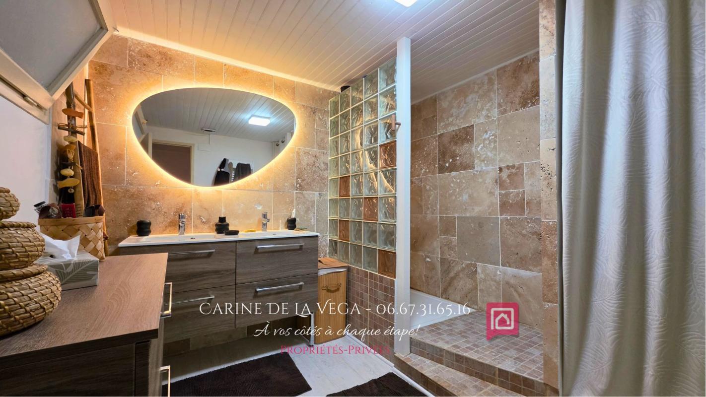 FOS FOS (34) - Maison de village rénovée avec terrasse 60 m² et 6 caves - 126 m² de charme 13