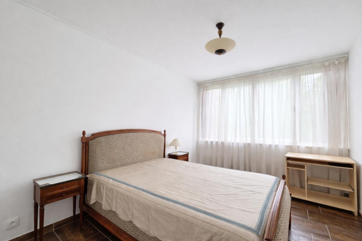 FONTENAY-LE-FLEURY Appartement Fontenay Le Fleury 3 pièce(s) 55 m2 7