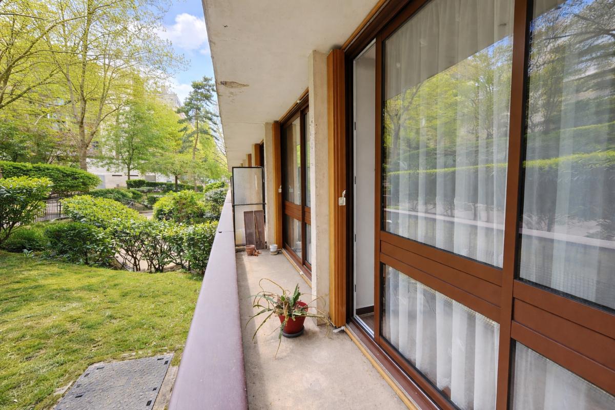 FONTENAY-LE-FLEURY Appartement Fontenay Le Fleury 3 pièce(s) 55 m2 8