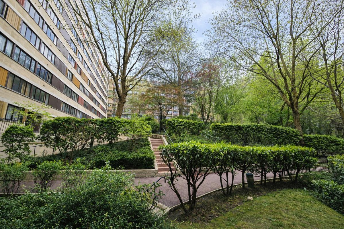 FONTENAY-LE-FLEURY Appartement Fontenay Le Fleury 3 pièce(s) 55 m2 9