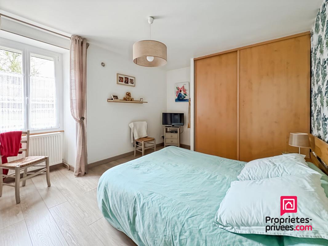 POUILLY-EN-AUXOIS Charmante Maison en pierres avec jardin et dépendance proche Pouilly en Auxois 5