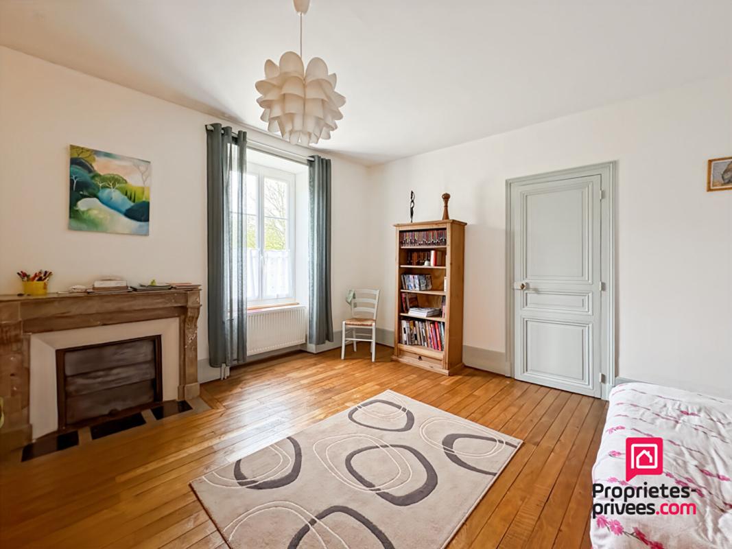 POUILLY-EN-AUXOIS Charmante Maison en pierres avec jardin et dépendance proche Pouilly en Auxois 6