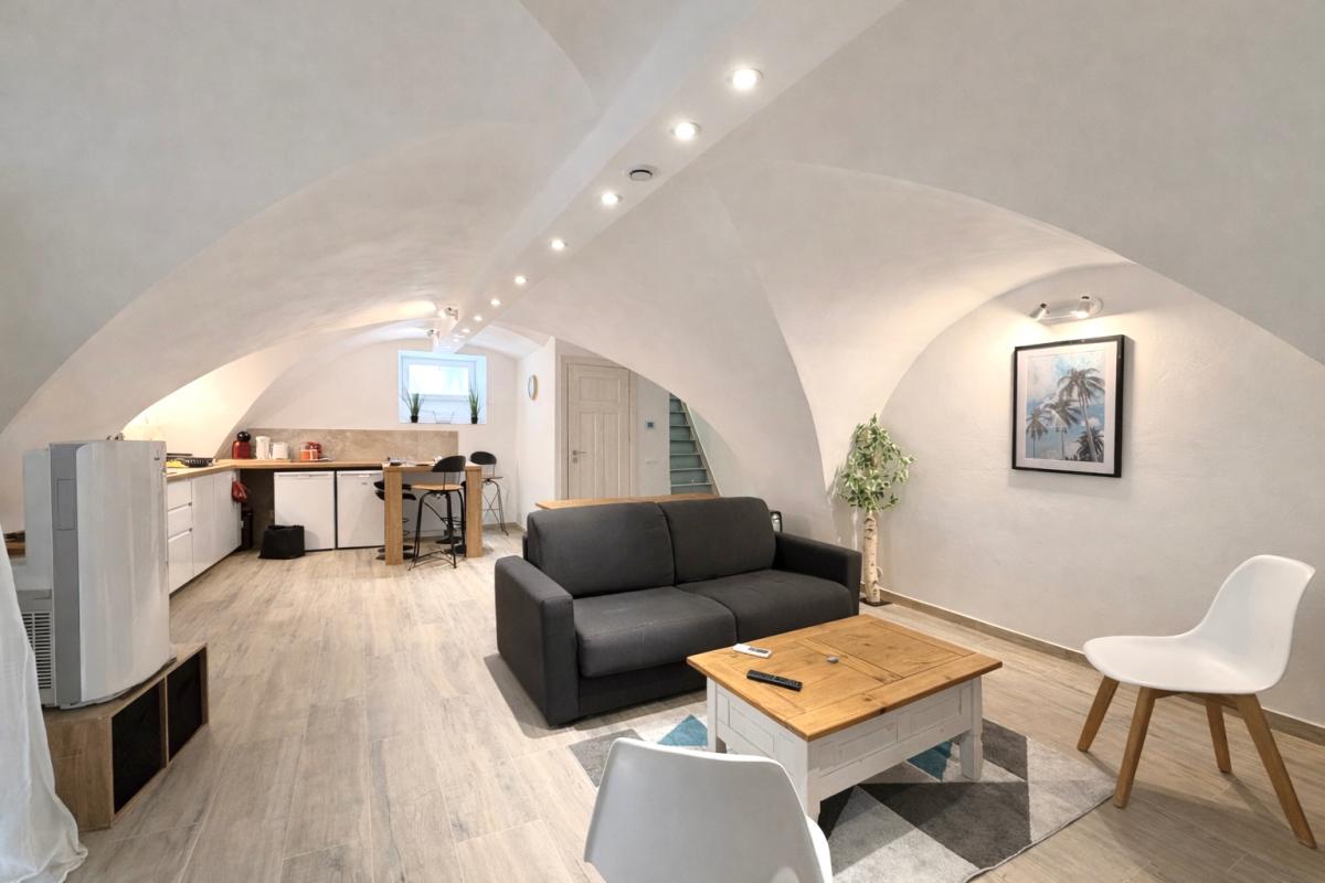 LE CANNET Appartement rénové Le Cannet limite Cannes 2 pièces 57 m2 duplex 3