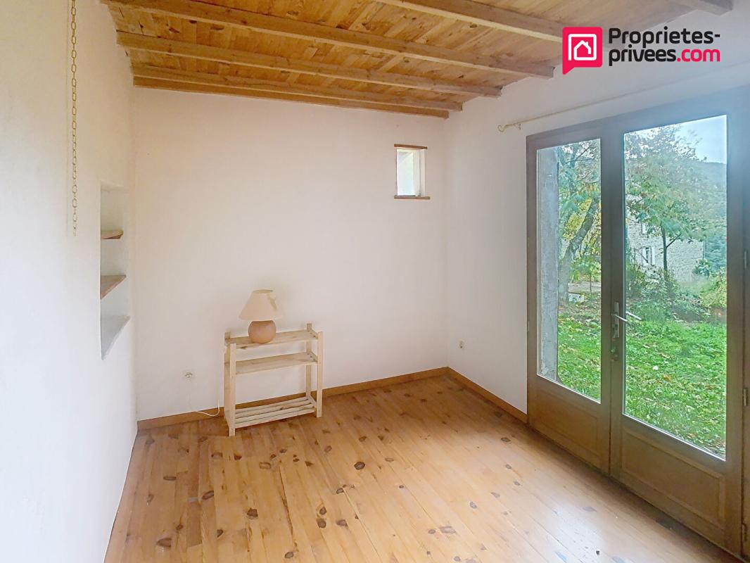 NOTRE-DAME-DE-LA-ROUVIERE Maison Notre dame de la rouvière 7 pièce(s) 125 m2 12