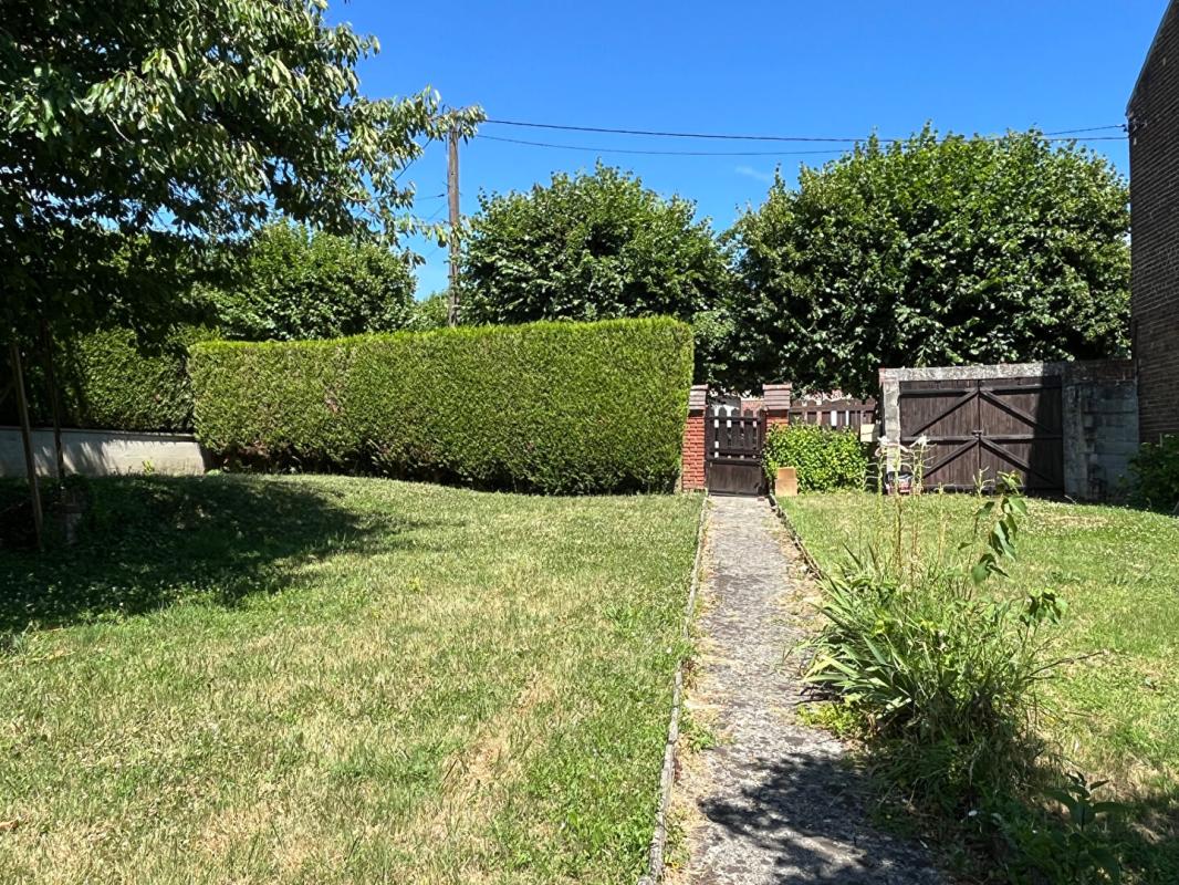 NOYON Maison Noyon 3 pièce(s) 61 m2 + 25 m² Véranda  et Terrain arboré 5