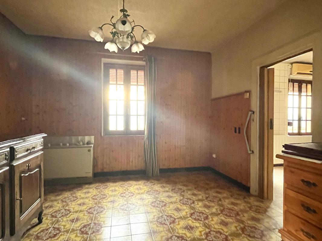 NOYON Maison Noyon 3 pièce(s) 61 m2 + 25 m² Véranda  et Terrain arboré 8