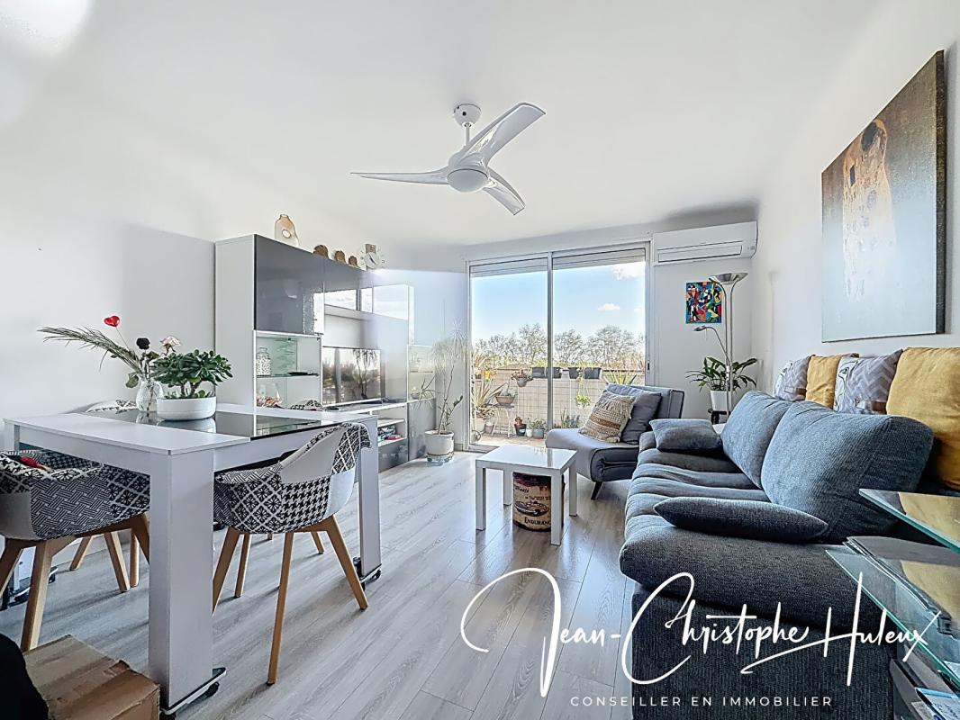 NIMES 30900 NIMES Bel appartement P3 Lumineux avec sa place deparking 2