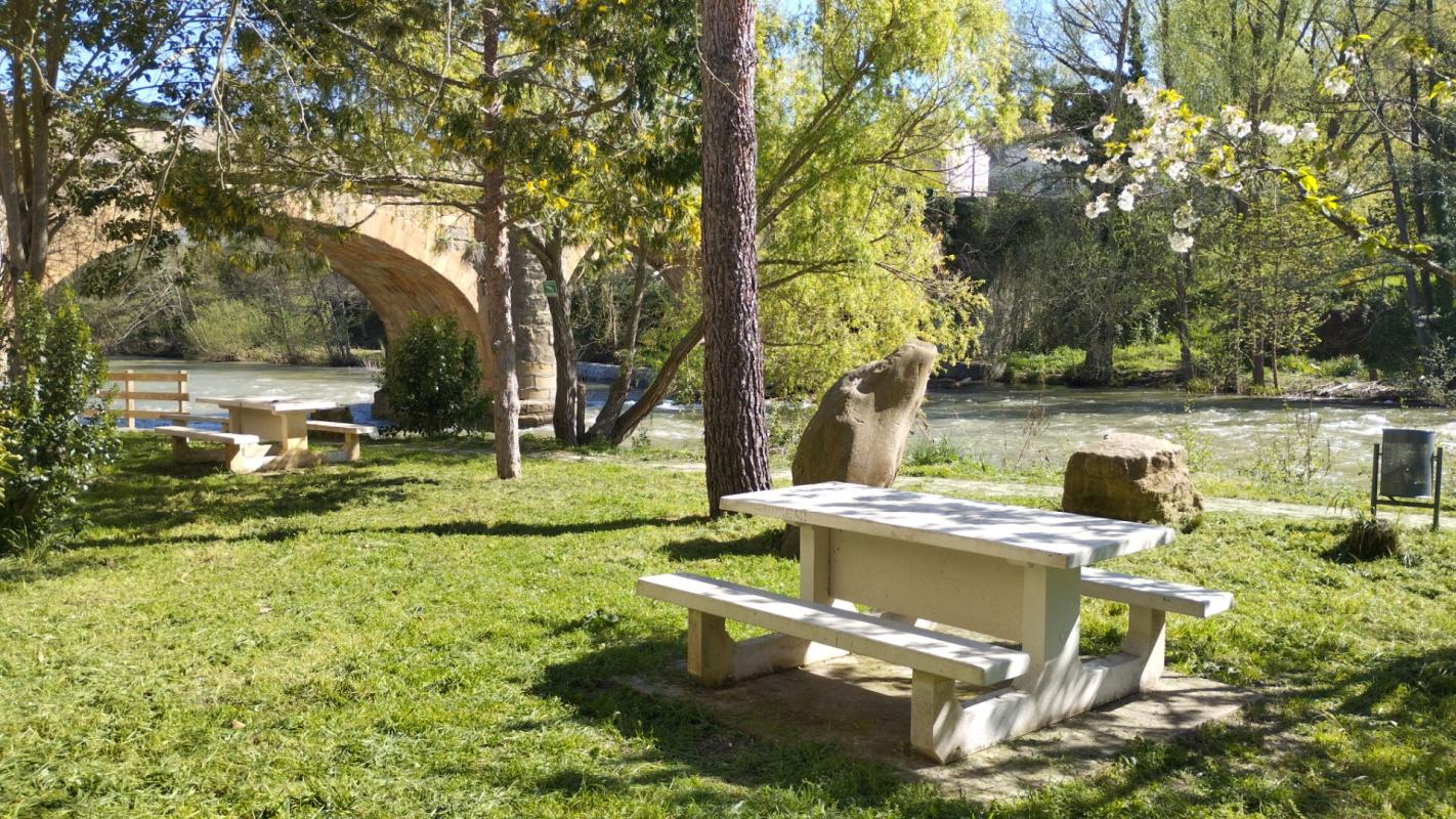 CAMPAGNE-SUR-AUDE Maison de Village 18