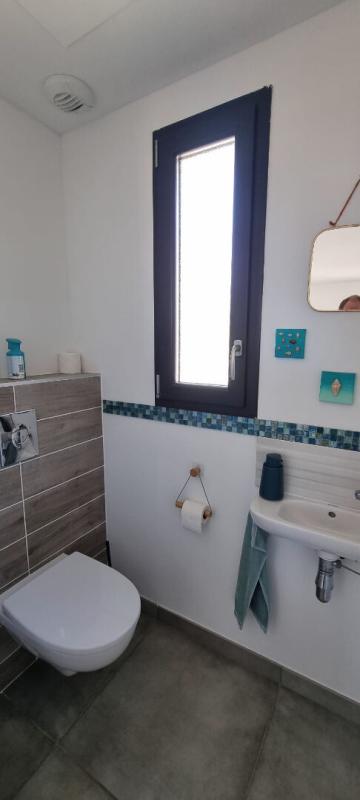 BANDOL DUPLEX INVERSE CONTEMPORAIN AVEC VUE MER PANORAMIQUE 12