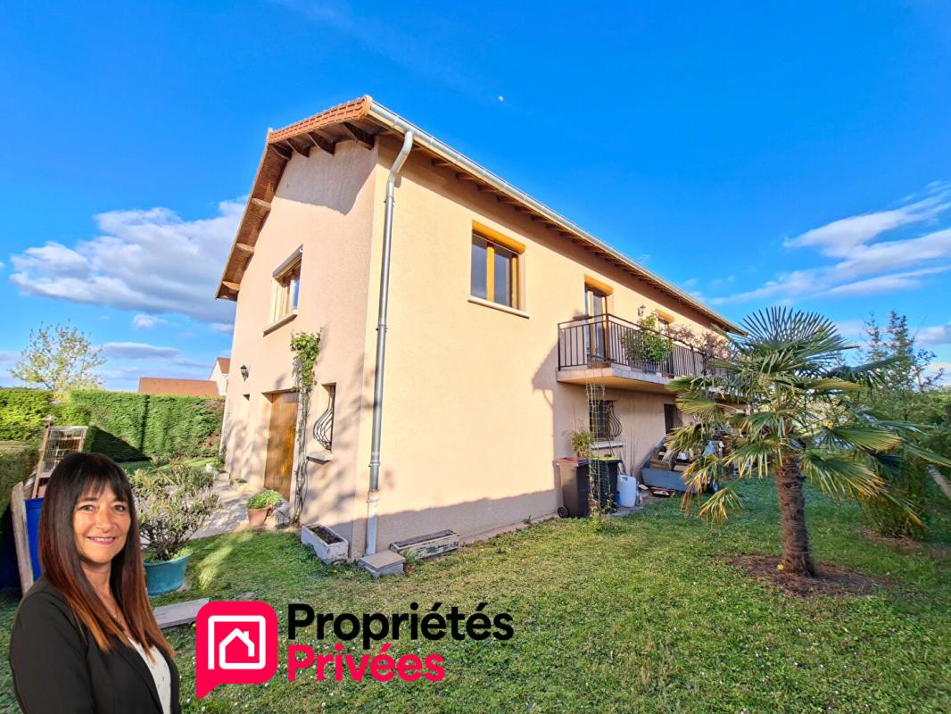 LE COTEAU Maison Le Coteau 177 m² - idéal artisan 1