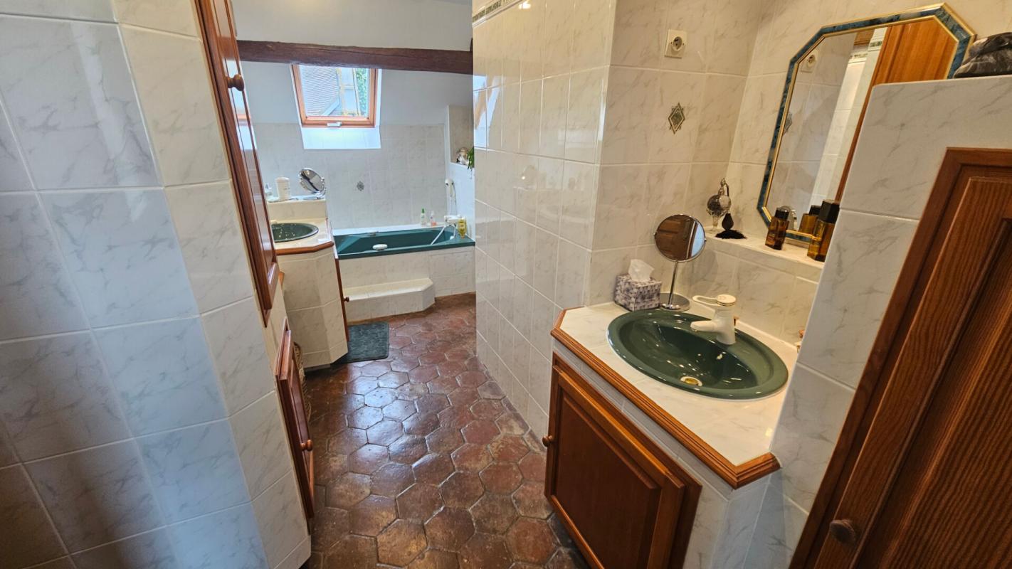 HOUDAN Houdan 12 mn / Maison de charme en parfait état de 147 m2 habitable 13