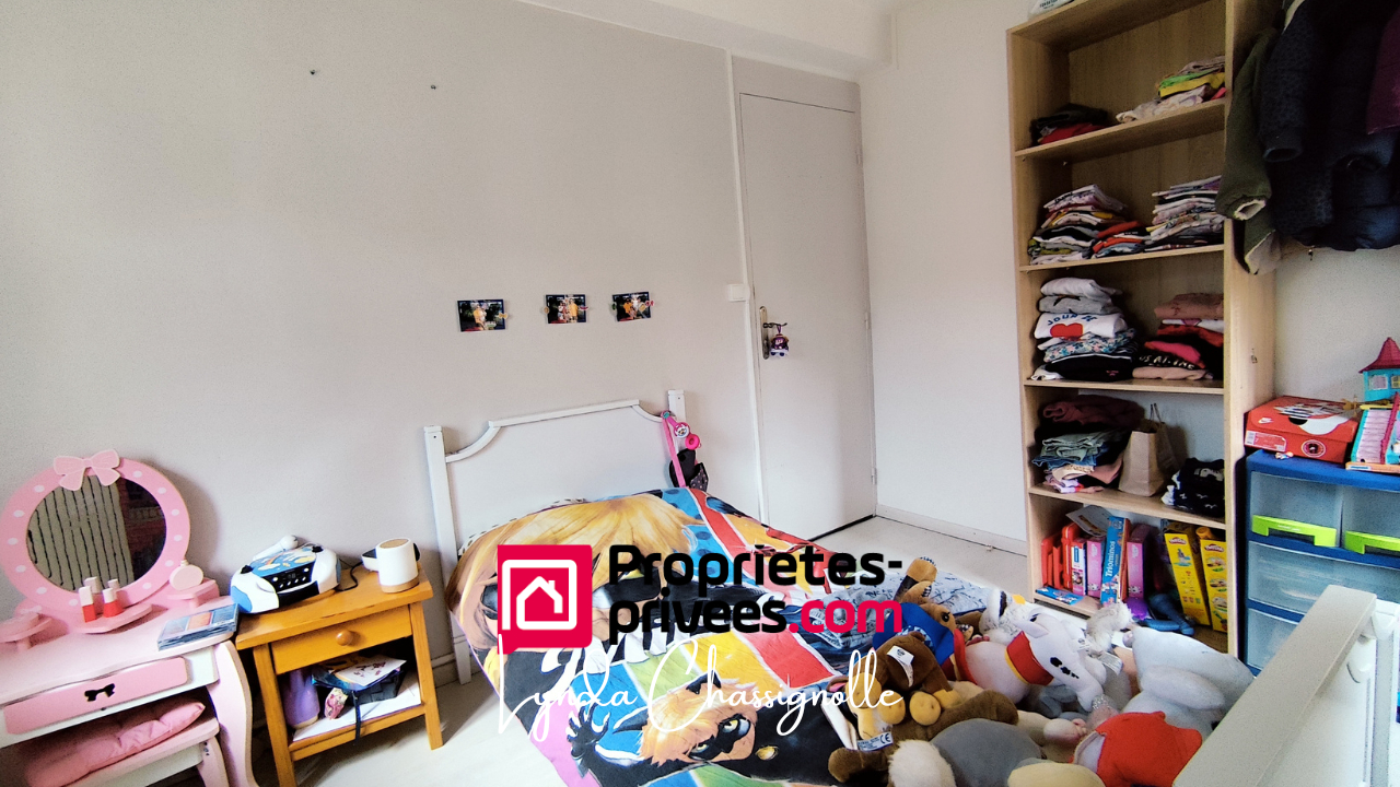 PERREUX Maison de village - rénovée et isolée - Perreux 7