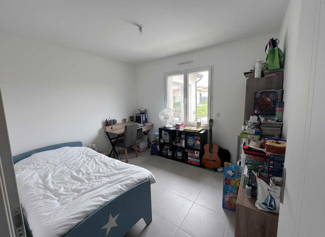 SAINT-JULIEN-L'ARS ST JULIEN L'ARS - PLAIN-PIED RÉCENT 2024 ? LUMIÈRE, CONFORT & VIE TOUT SIMPLEMENT IDÉALE 6