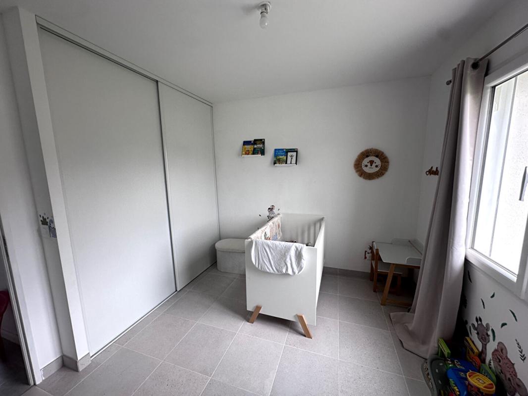 SAINT-JULIEN-L'ARS ST JULIEN L'ARS - PLAIN-PIED RÉCENT 2024 ? LUMIÈRE, CONFORT & VIE TOUT SIMPLEMENT IDÉALE 8