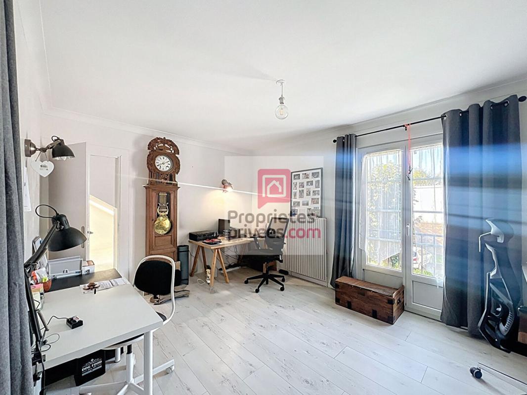 RAMBOUILLET Maison 5 chambres et 1 garage attenant 5