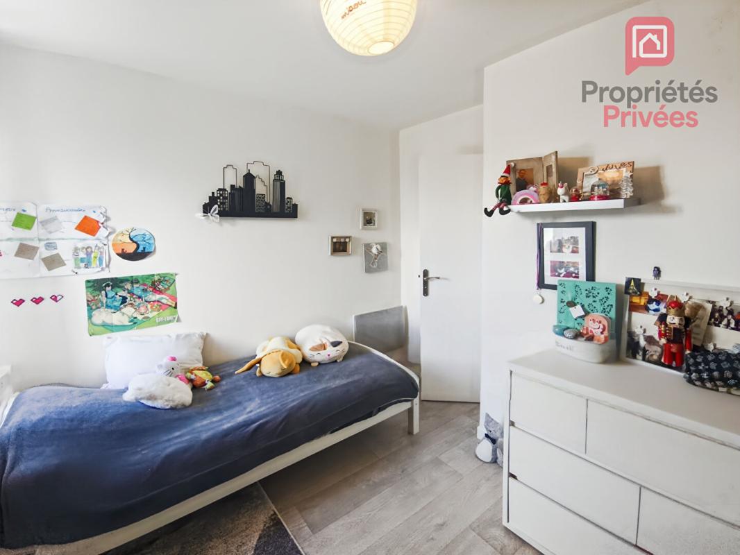 MAIZIERES-LA-GRANDE-PAROISSE Maison Maizieres La Grande Paroisse 3 chambres, terrain, grange, grenier 12