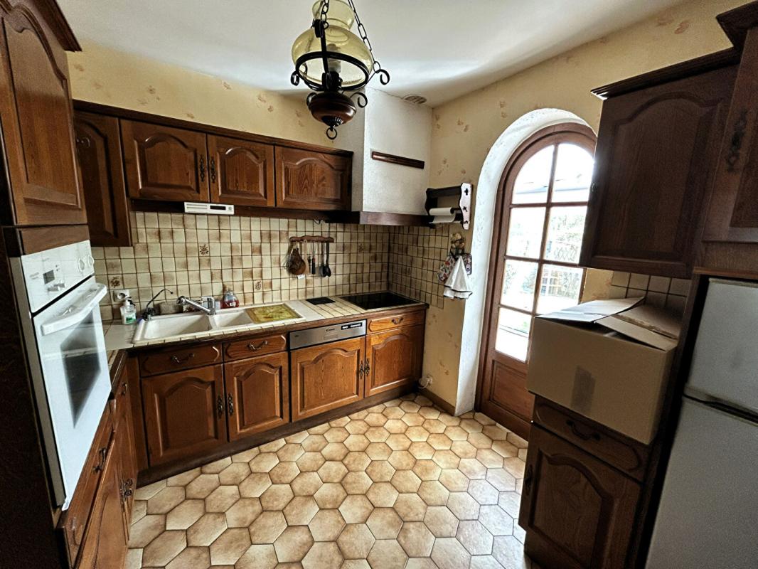 MARINES MARINES MEME. PAVILLON INDIVIDUEL DE PLAIN-PIED DE 82 M² PLUS UNE VERANDA DE 24.5 M² SUR UN TERRAIN DE500 M² 9