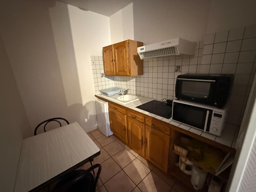 BOURBON-L'ARCHAMBAULT Immeuble Bourbon L Archambault 10 pièce(s) 8