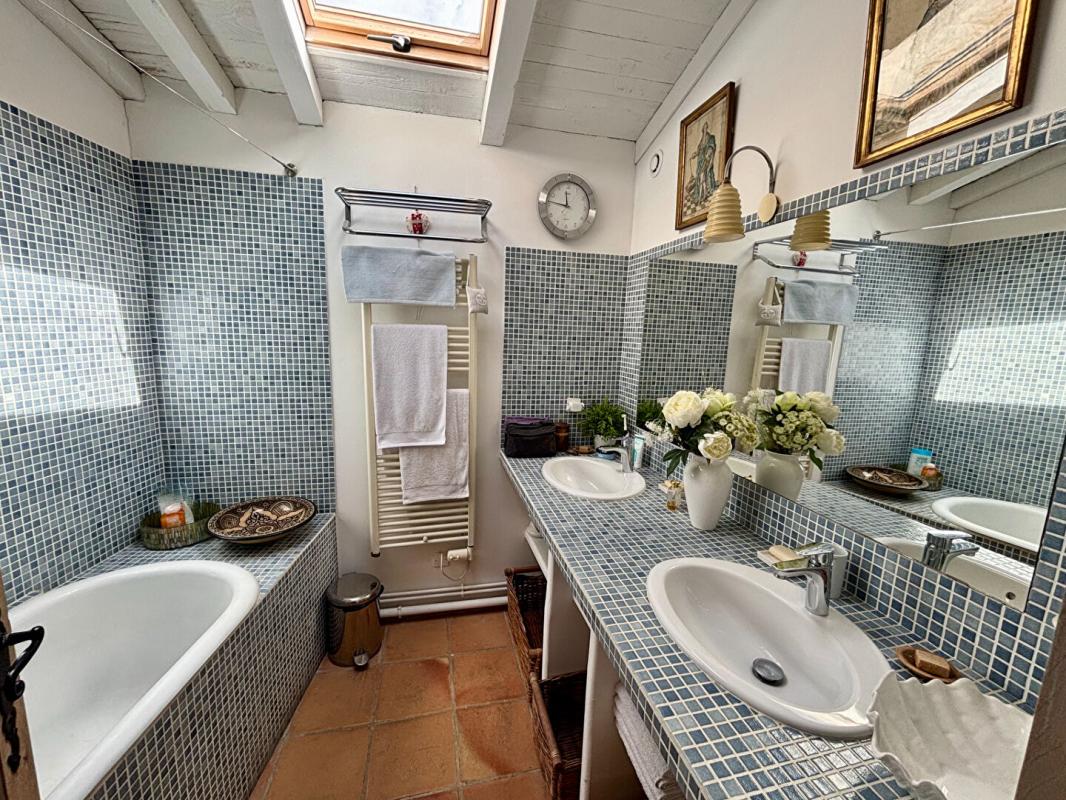 UZES EXCLUSIVITE / Au coeur du centre historique d'Uzès 8