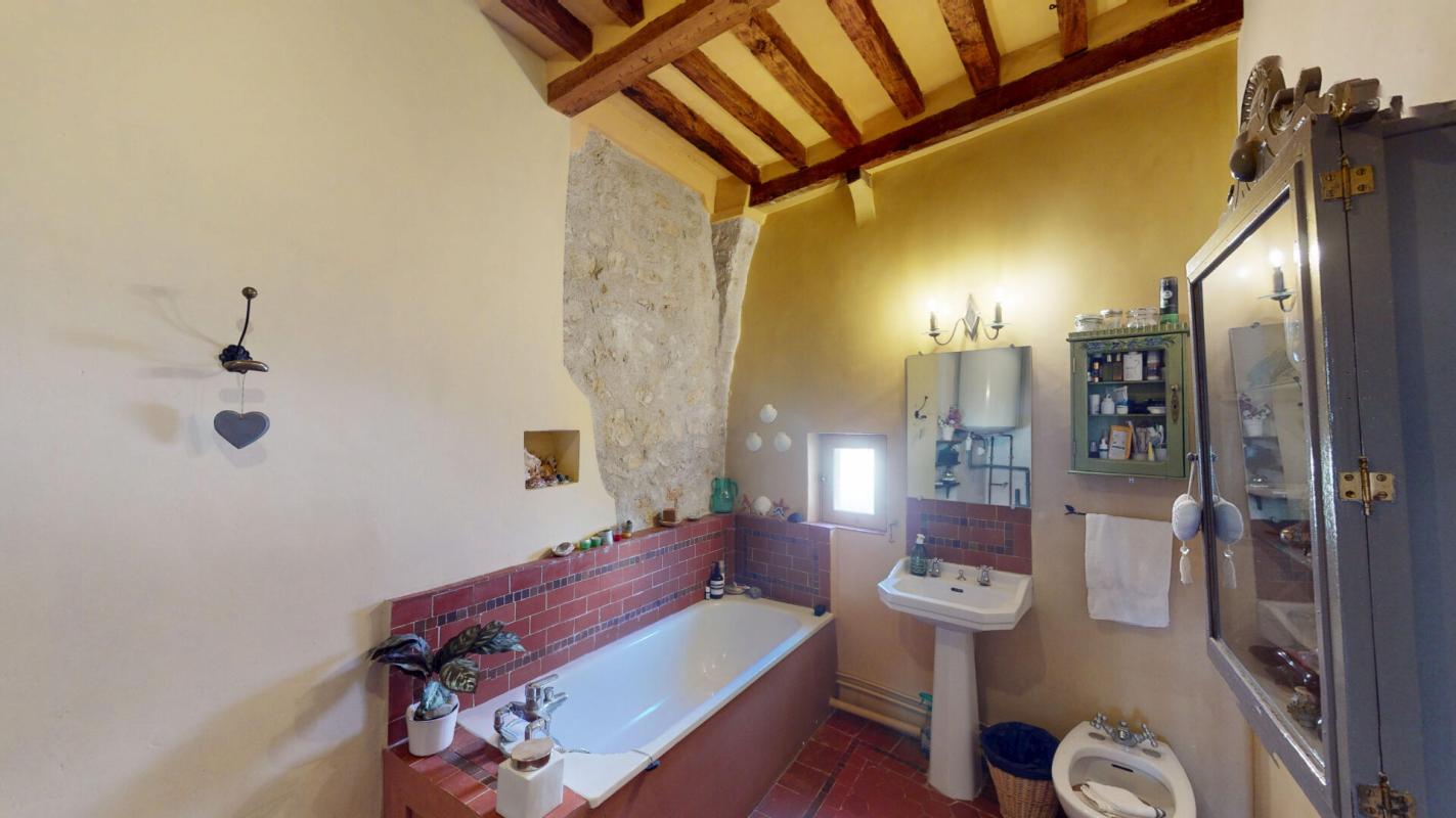 FLAYOSC FLAYOSC CENTRE VILLAGE? MAISON DU XVIIe, TERRASSE TROPEZIENNE 8