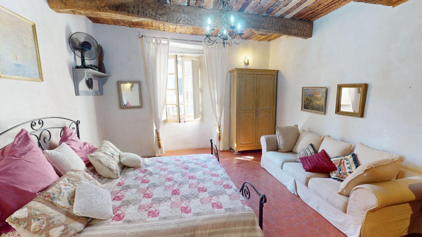 FLAYOSC FLAYOSC CENTRE VILLAGE? MAISON DU XVIIe, TERRASSE TROPEZIENNE 9