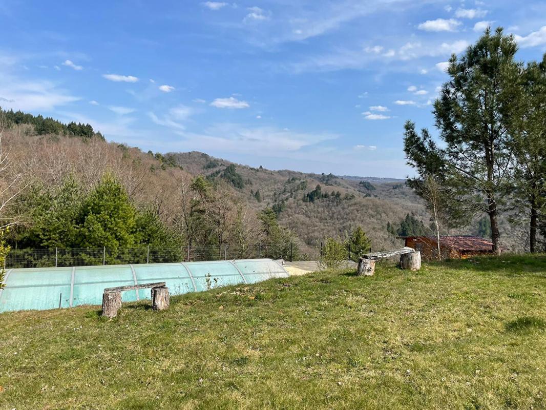 SAINT-BONNET-ELVERT Maison Saint Bonnet Elvert 11 pièce(s) 384 m2 13