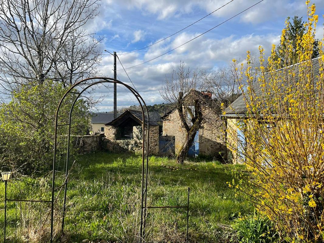 SAINT-BONNET-ELVERT Maison Saint Bonnet Elvert 11 pièce(s) 384 m2 8