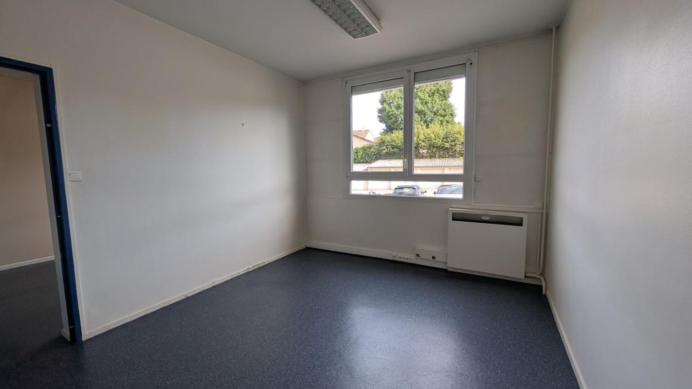 LIMOGES LIMOGES OUEST prox CHU - APT T4 Limoges prox CHU - 87 m² AVEC CAVE ET PARKING 10