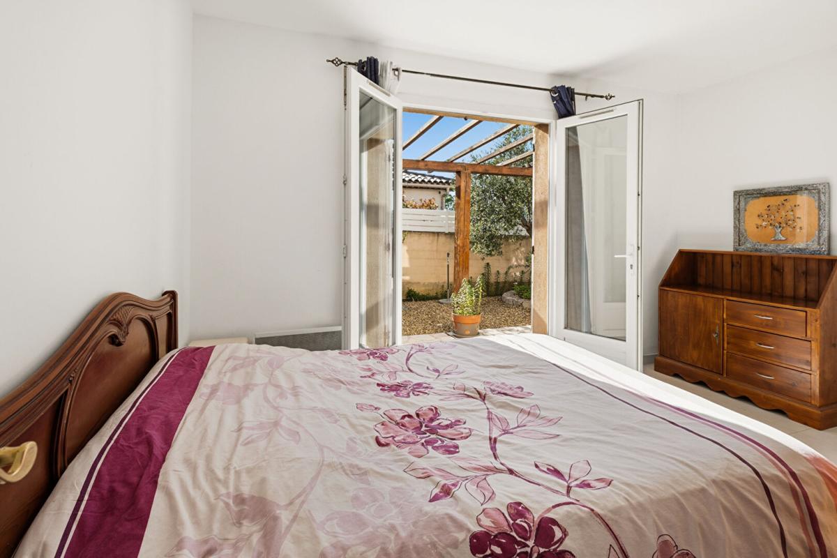 COGOLIN En exclusivité Maison avec piscine à vendre + T2 + studio à Cogolin 7