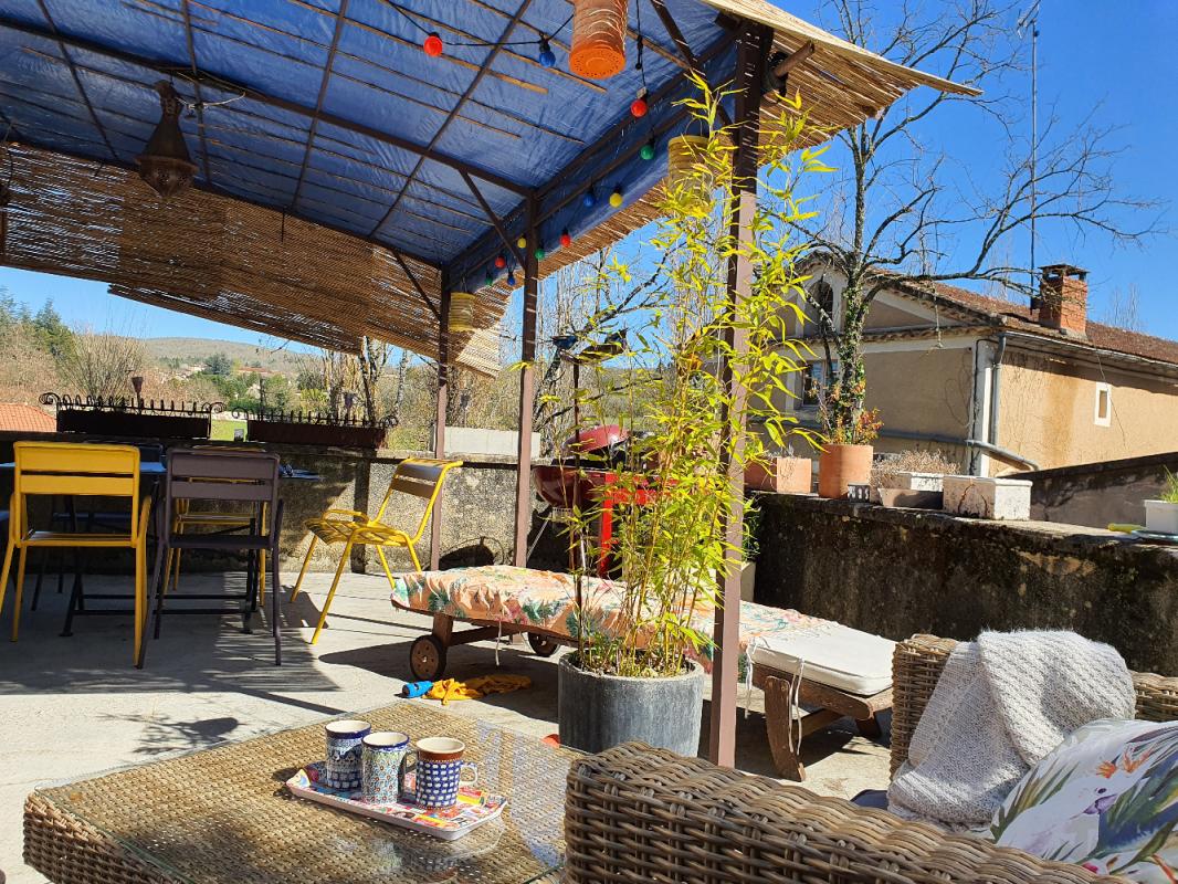 CAHORS Cahors 46000 à 10 minutes, grande maison avec jardin et piscine 17