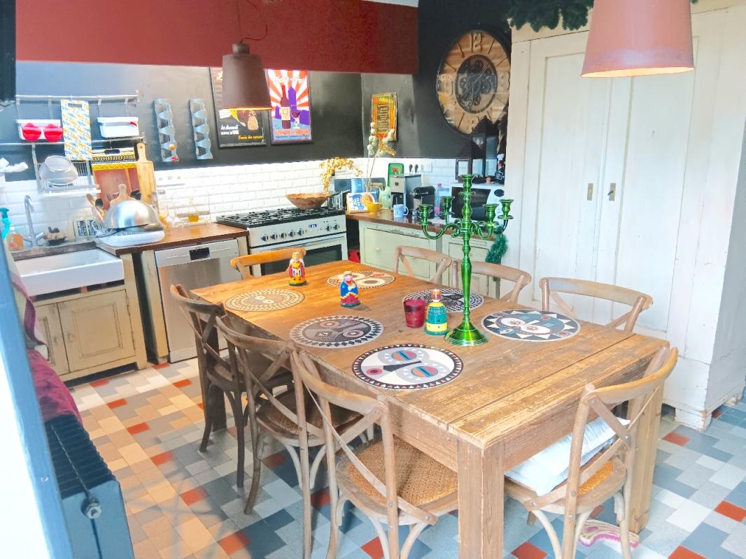 CAHORS Cahors 46000 à 10 minutes, grande maison avec jardin et piscine 6