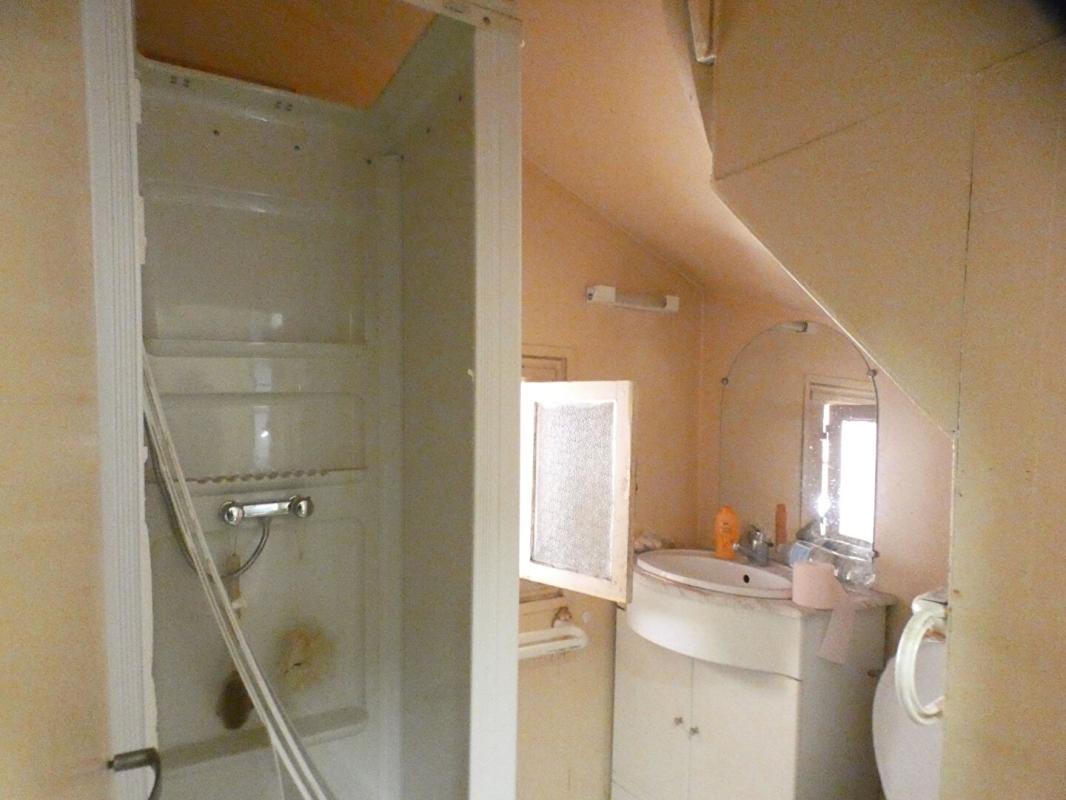 SARLAT-LA-CANEDA Maison à rénover au coeur de Sarlat avec création de 2 appartements possible 6