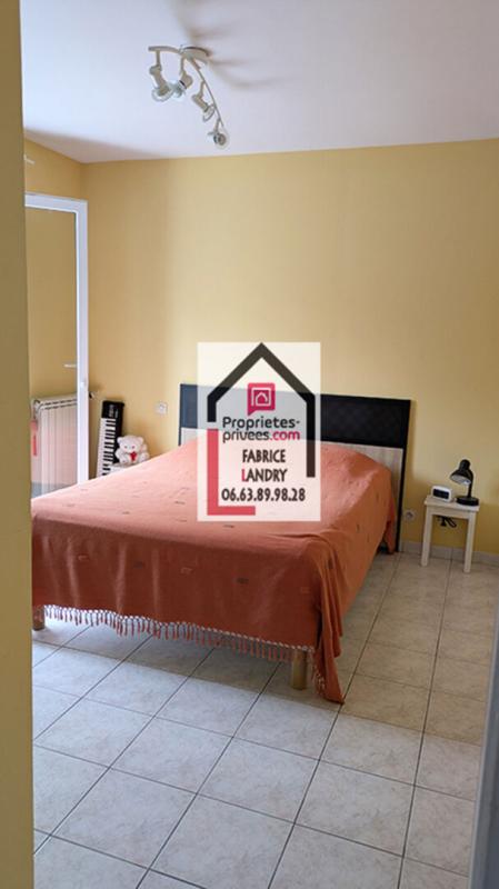 BOMPAS Villa 3 faces 3 chambres avec piscine quartier calme 7